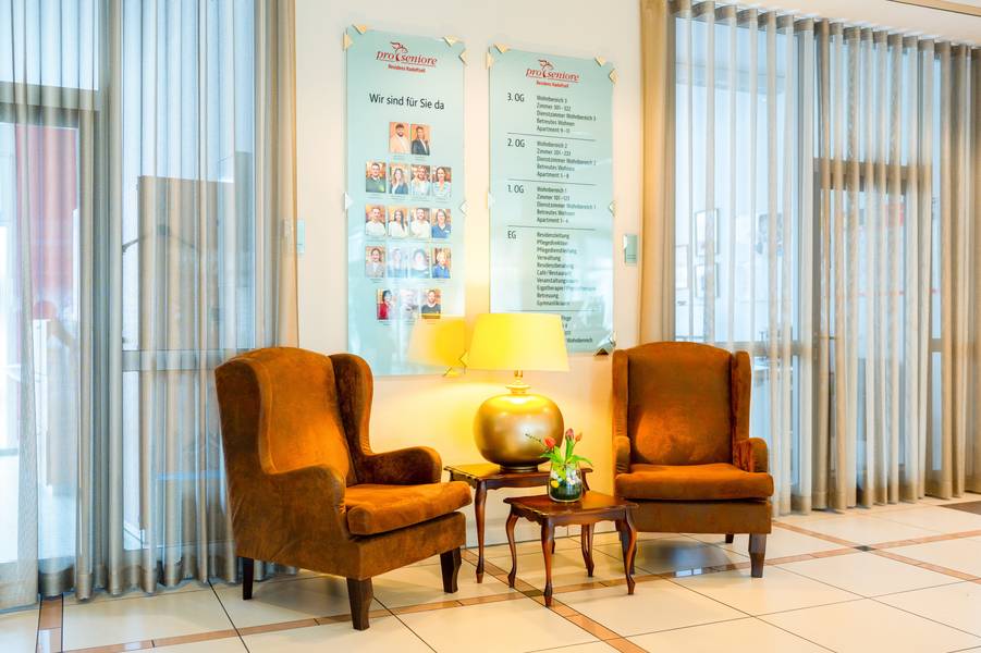 Aufenthaltsbereich im Foyer